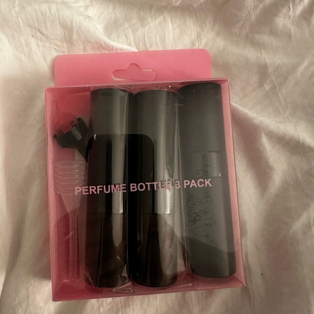 Travel perfume cases